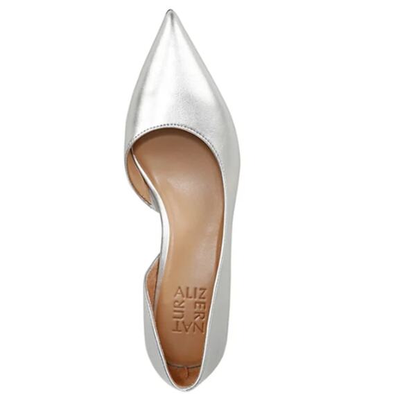 Naturalizer Gallent Kitten-Heel Pumps in Silver NEW Size 8 1/2 M0 - Picture 3 of 9